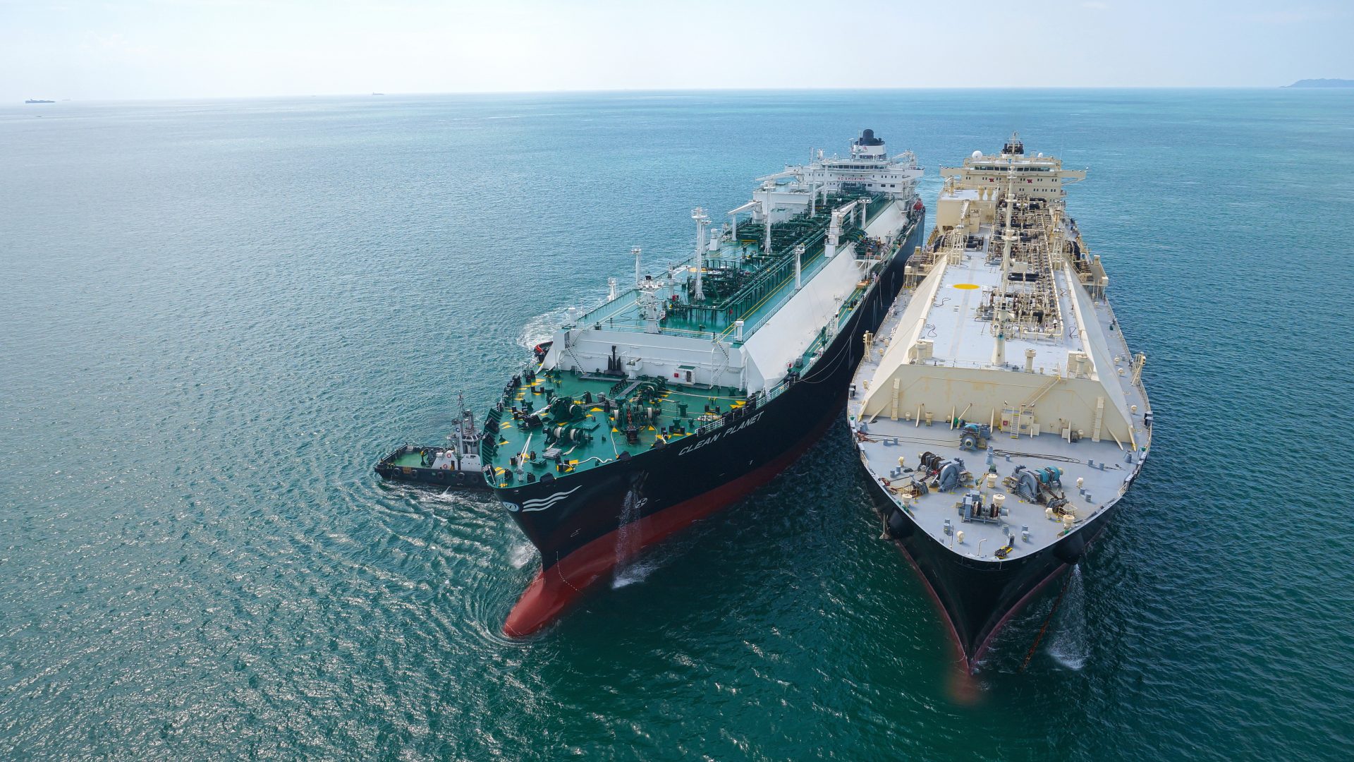We offer full-service provision of LNG and LPG ship-to-ship transfers including the commissioning, training, and deployment of mooring masters and transfer ...